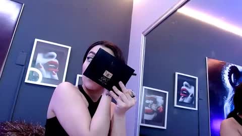 sophia hottie online show from February 17, 2025, 5:43 pm