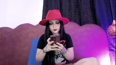 sophia hottie online show from April 18, 2026, 4:00 pm