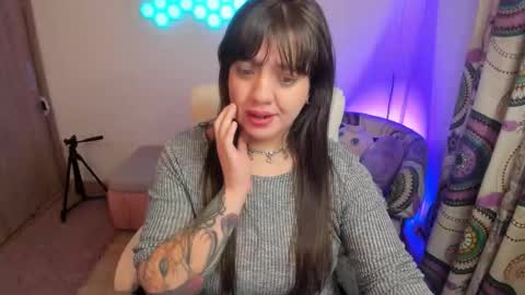 sophia_grants online show from November 5, 2025, 12:32 am