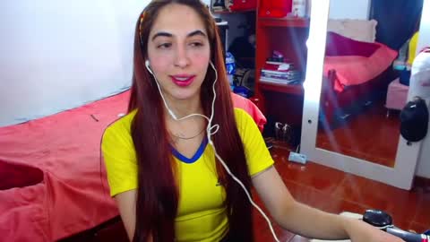 Snapshot of sophia_greey chatting on July 4, 2026, 9:32 pm sophia_greey online show from July 4, 2026, 9:32 pm
