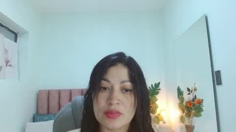 Sophia  online show from April 21, 2026, 10:12 pm