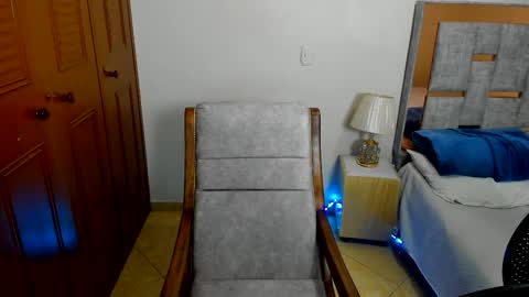 sophia CM online show from September 23, 2025, 2:03 am