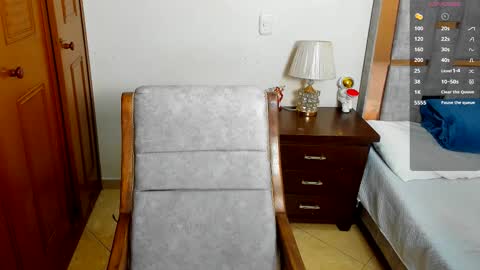 sophia CM online show from October 1, 2025, 7:25 am