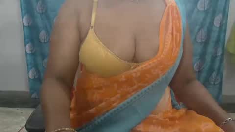 Snapshot of sophia_indian chatting on May 6, 2026, 6:46 pm Sophia Tamil online show from May 6, 2026, 6:46 pm