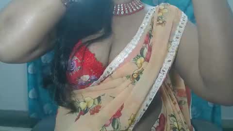 Snapshot of sophia_indian chatting on May 16, 2026, 5:04 am Sophia Tamil online show from May 16, 2026, 5:04 am