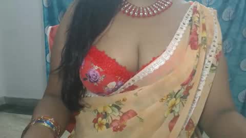 Snapshot of sophia_indian chatting on May 16, 2026, 10:36 am Sophia Tamil online show from May 16, 2026, 10:36 am