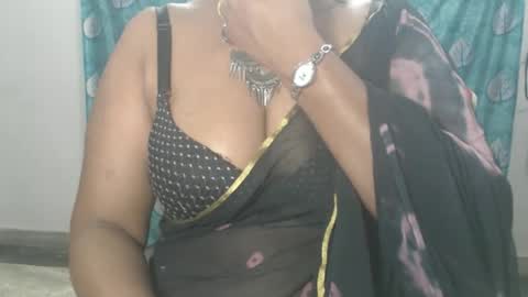 Snapshot of sophia_indian chatting on May 19, 2026, 5:14 am Sophia Tamil online show from May 19, 2026, 5:14 am