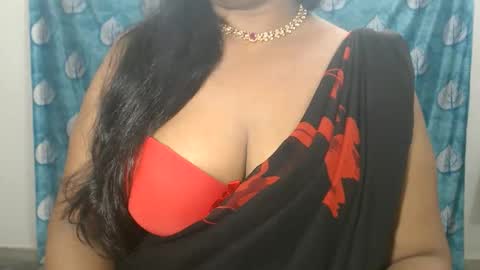 Snapshot of sophia_indian chatting on June 10, 2026, 5:18 am Sophia Tamil online show from June 10, 2026, 5:18 am