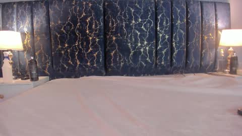 Sofia  online show from October 12, 2025, 8:08 pm