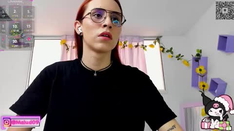 sophia_milano online show from December 15, 2024, 12:28 pm