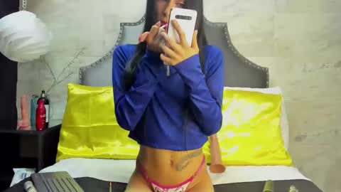 Sophia  online show from April 2, 2026, 7:22 pm