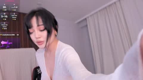 Snapshot of sophia_squirtits chatting on January 12, 2025, 6:05 pm QUEEN OF SQUIRT online show from January 12, 2025, 6:05 pm