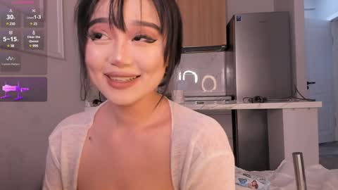 Snapshot of sophia_squirtits chatting on February 5, 2025, 3:09 pm QUEEN OF SQUIRT online show from February 5, 2025, 3:09 pm