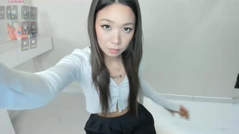 Snapshot of sophia_squirtits chatting on November 11, 2025, 11:43 am QUEEN OF SQUIRT online show from November 11, 2025, 11:43 am