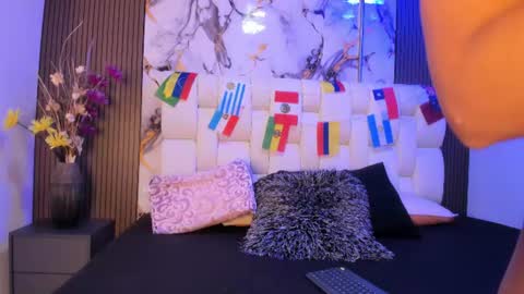 sophiaa10 online show from June 24, 2026, 7:24 pm