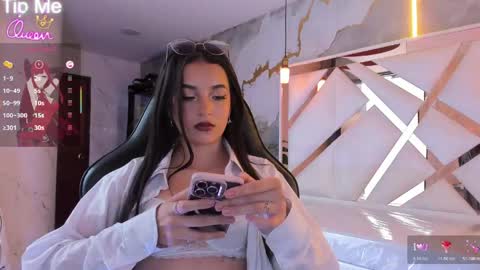 sophiadoll_tf online show from April 22, 2026, 7:26 pm