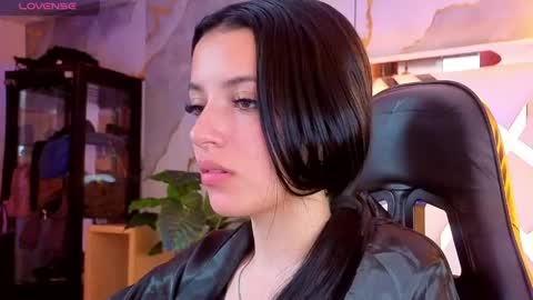 Snapshot of sophiadoll_tf chatting on June 8, 2026, 1:00 pm sophiadoll_tf online show from June 8, 2026, 1:00 pm