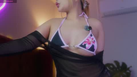 Sophia online show from February 18, 2026, 1:40 pm