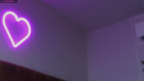Sophia online show from May 13, 2026, 7:11 pm