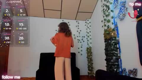 Snapshot of sophiamiller6 chatting on April 23, 2026, 1:13 pm sophiamiller6 online show from April 23, 2026, 1:13 pm