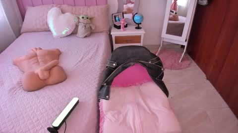    online show from February 18, 2025, 11:33 am