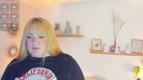 Snapshot of sophiarossee chatting on April 26, 2026, 1:09 pm Sofi online show from April 26, 2026, 1:09 pm