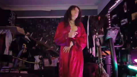 Sophie Satin1980 online show from April 24, 2026, 11:07 pm