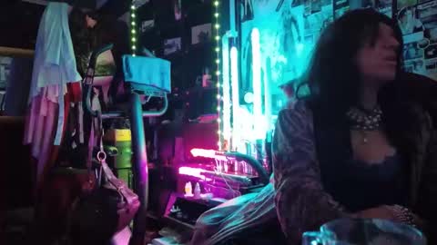 Sophie Satin1980 online show from May 7, 2026, 11:54 pm