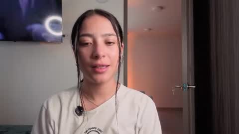 Sophie  online show from July 22, 2026, 10:12 pm