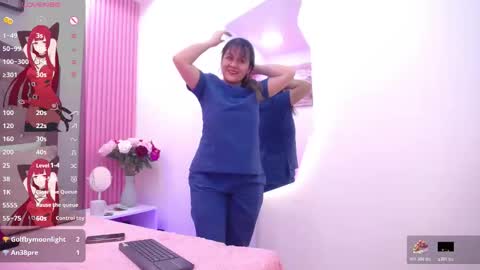 Sophie online show from February 25, 2026, 9:02 pm