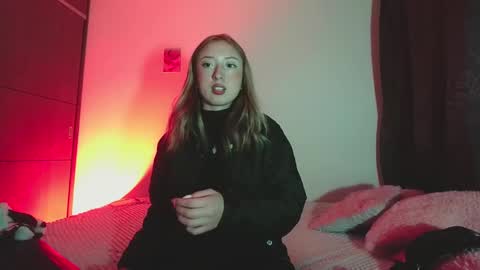 Sophie online show from December 29, 2024, 3:54 am