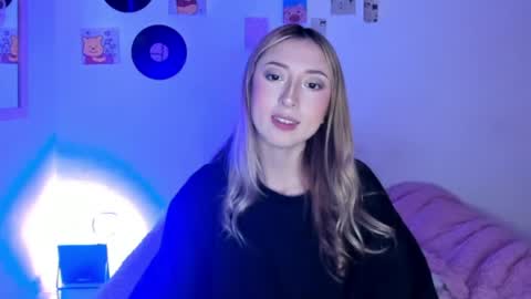 Snapshot of sophie_collins13 chatting on March 29, 2026, 6:24 am Sophie online show from March 29, 2026, 6:24 am