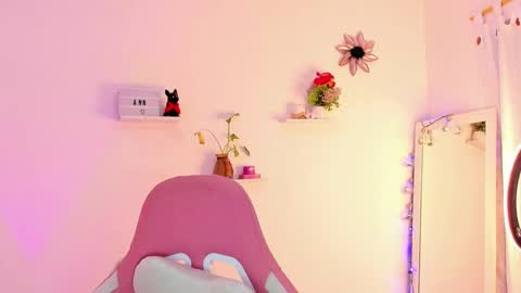 sophie doll online show from January 12, 2025, 10:54 pm