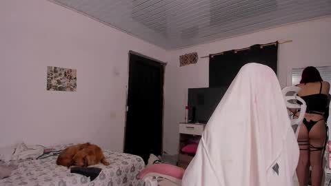 sophie doll online show from February 19, 2026, 10:28 pm