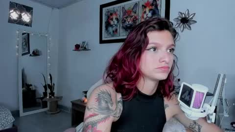 sophie doll online show from April 17, 2026, 10:13 pm