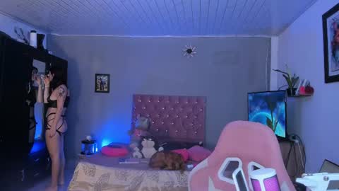 sophie doll online show from July 19, 2026, 7:50 pm