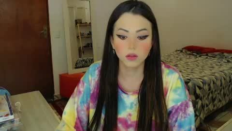 Sophie Fantasys online show from June 2, 2026, 1:02 pm