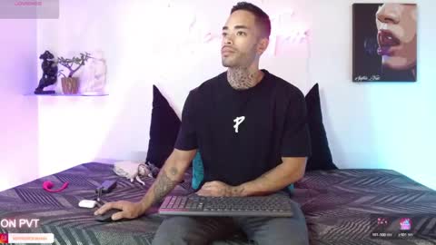 SOPHIE - FOXX online show from April 28, 2026, 12:10 pm