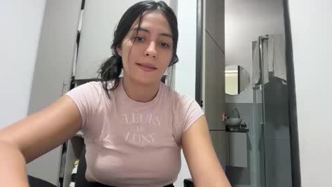 Sophie online show from May 23, 2026, 6:23 pm