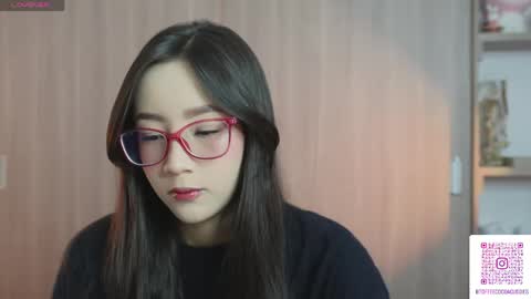 Sophie or Sof online show from April 21, 2026, 8:44 pm