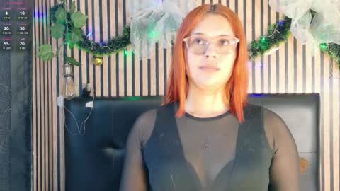 sophie_new25 online show from November 30, 2025, 12:53 pm