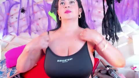 sophie_newton online show from October 26, 2025, 1:11 am