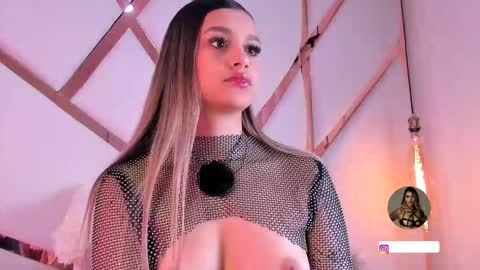 Sophie online show from February 23, 2026, 7:55 pm