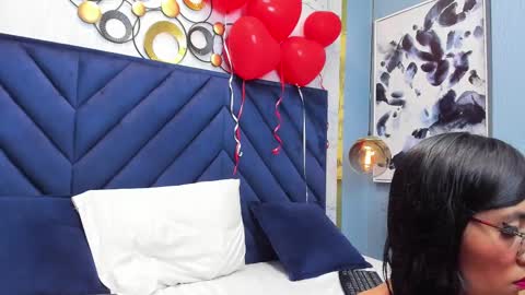 sophiebaker__ online show from February 22, 2025, 2:39 am