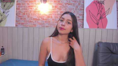 Sophie online show from December 2, 2024, 12:18 pm