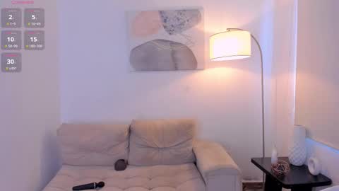 Sophie online show from September 9, 2025, 3:55 pm