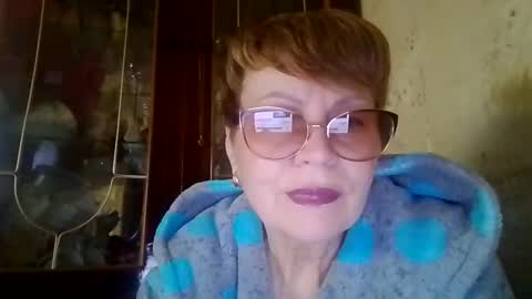 SophieBurnsX online show from April 20, 2026, 9:12 am