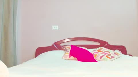 ShopieChan69 online show from January 22, 2025, 4:44 pm