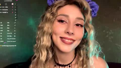 Snapshot of sophiedescoteaux chatting on October 31, 2025, 5:47 pm Mira online show from October 31, 2025, 5:47 pm