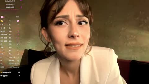 Snapshot of sophiedescoteaux chatting on November 2, 2025, 5:48 pm Mira online show from November 2, 2025, 5:48 pm